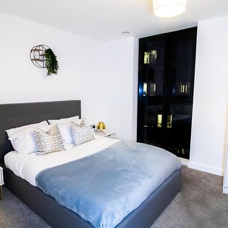 Beautiful Place - 2 Bedroom Apartment On Broad Street Бірмінгем Екстер'єр фото